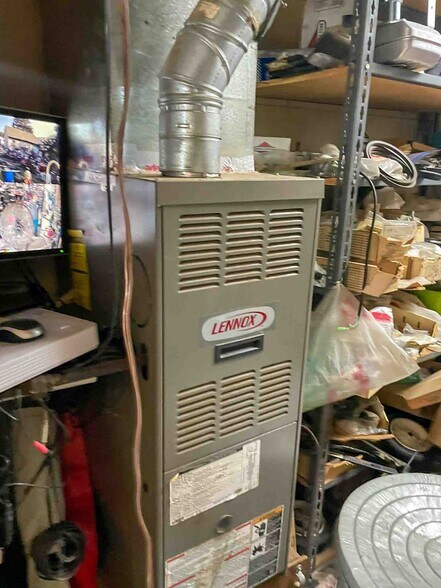 More Photos Of 126 W Main St, Edmond Freestanding For Sale