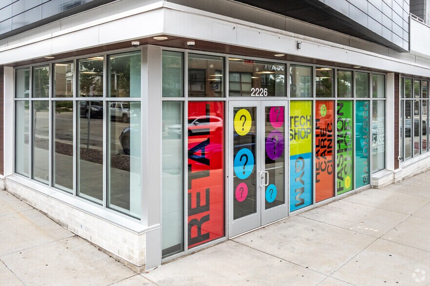 More Photos Of 2111 E Ivanhoe Pl, Milwaukee Apartments For Lease