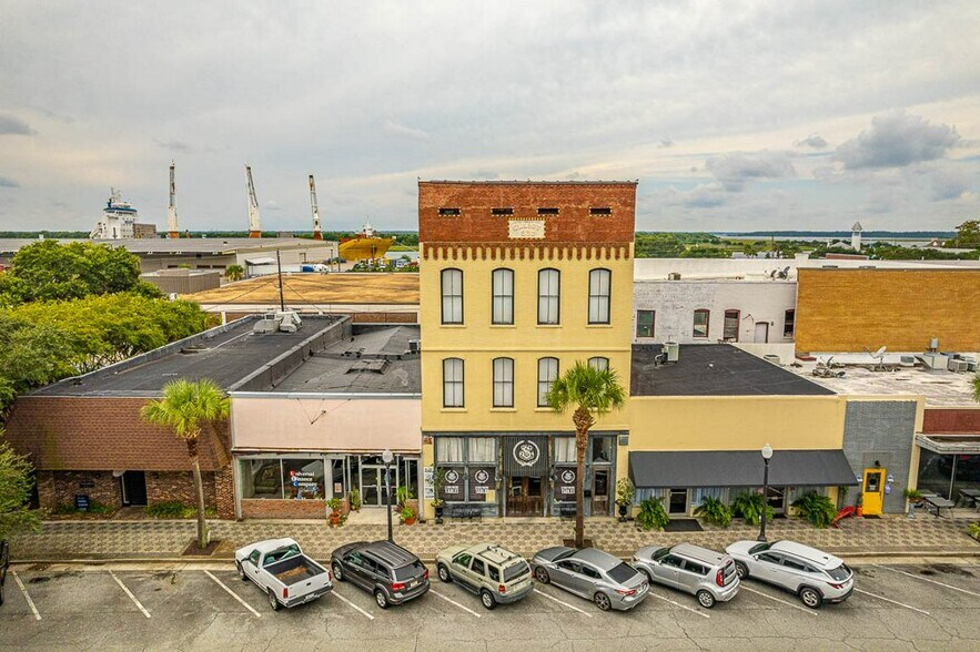 More Photos Of 1423-1425 Newcastle St, Brunswick Storefront For Sale