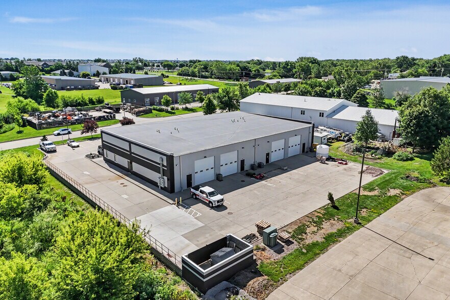 More Photos Of 3430 SE Destination Dr, Grimes Warehouse For Lease