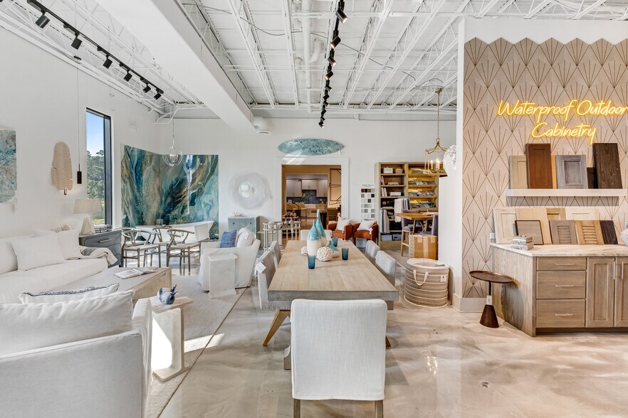More Photos Of 12870 US Hwy 98, Miramar Beach Showroom For Sale