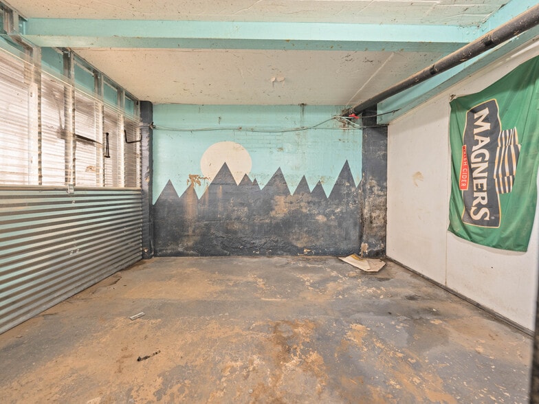 More Photos Of 339 Park St, Canton Restaurant For Sale