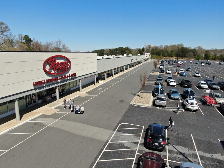Primary Photo Of 1569 N Aspen St, Lincolnton Unknown For Lease