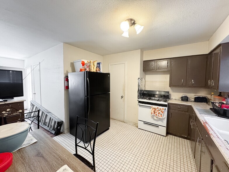 More Photos Of 2708-2712 Oakcliff St, Houston Apartments For Sale