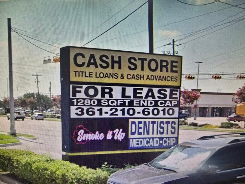 More Photos Of 3515 Spencer Hwy, Pasadena Freestanding For Lease