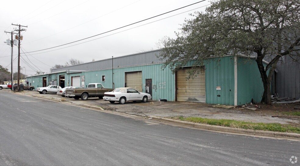 More Photos Of 1525 Brandi Ln, Round Rock Warehouse For Sale