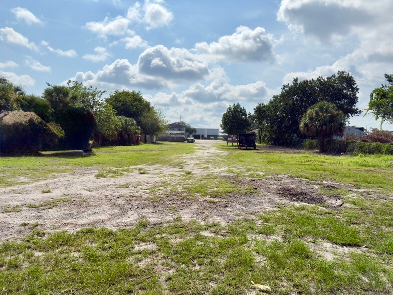 More Photos Of 880 N US Highway 17 92, Longwood Land For Sale