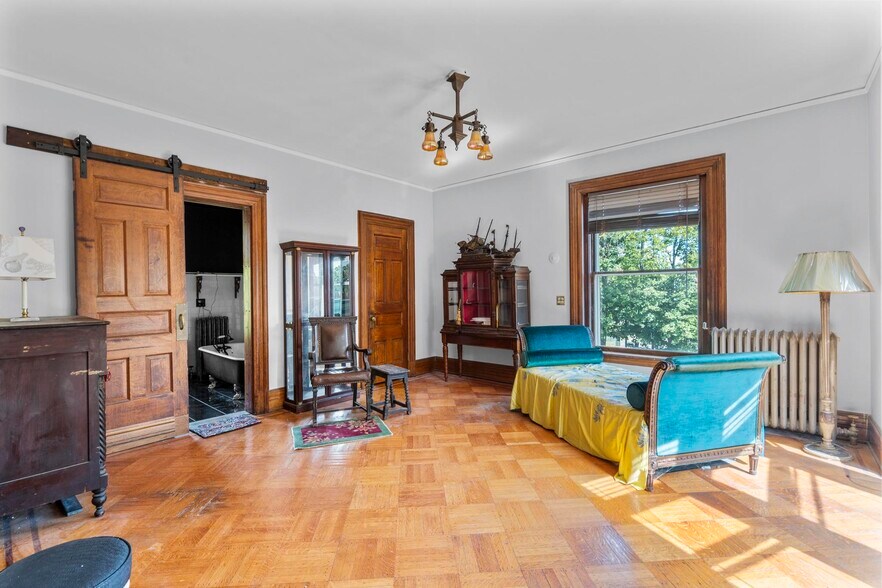 More Photos Of 4 Wethersfield Ave, Hartford Loft Creative Space For Sale