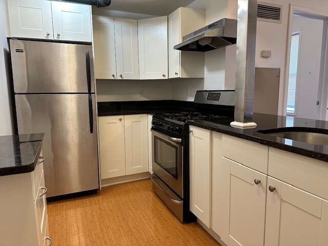 More Photos Of 867 Main St, Manchester Apartments For Lease