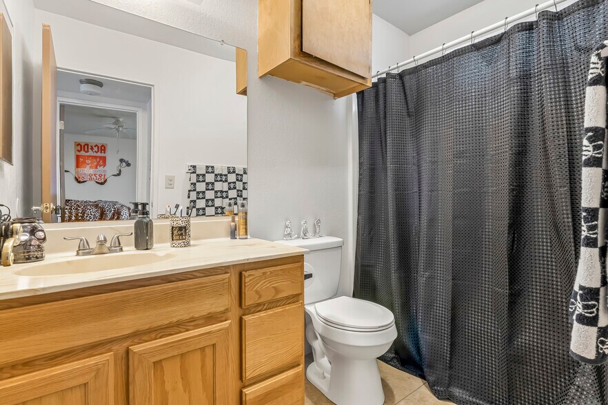 More Photos Of 357 Rio Grande Ct, Bullhead City Multifamily For Sale