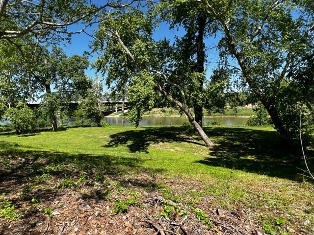 More Photos Of 804 Robson St, Columbus Specialty For Sale