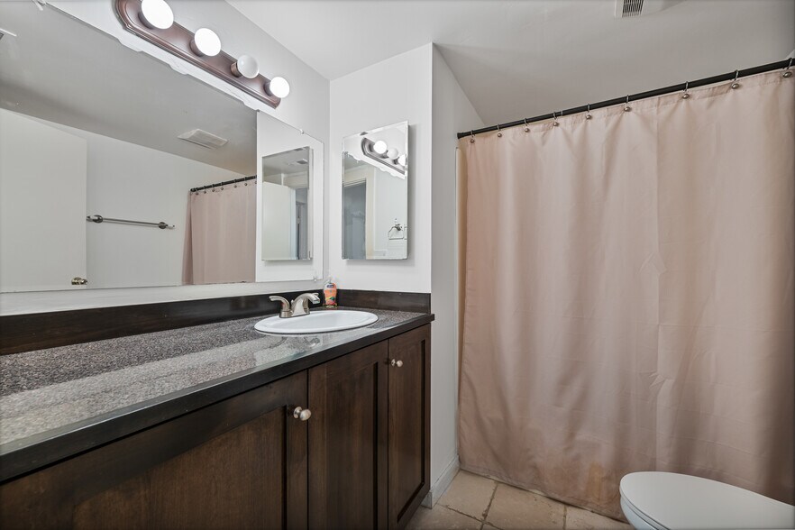 More Photos Of 159 W 5th Ave, Escondido Office Residential For Sale