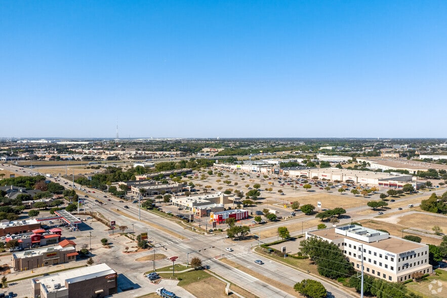 More Photos Of 729 Hebron Pky, Lewisville Unknown For Lease