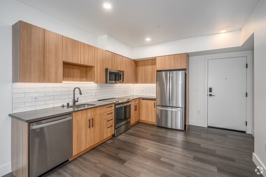 More Photos Of 104 12th Ave, Seattle Apartments For Lease