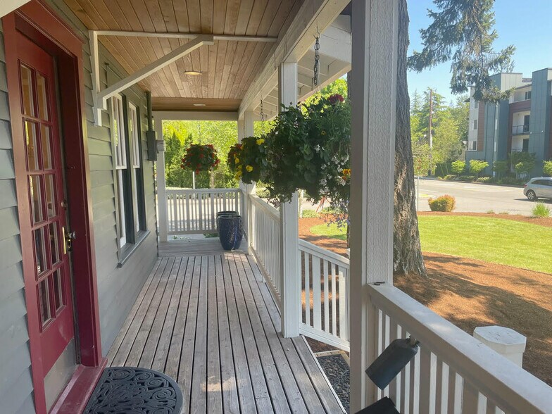 More Photos Of 23042 Ne 8th St, Sammamish Office For Sale