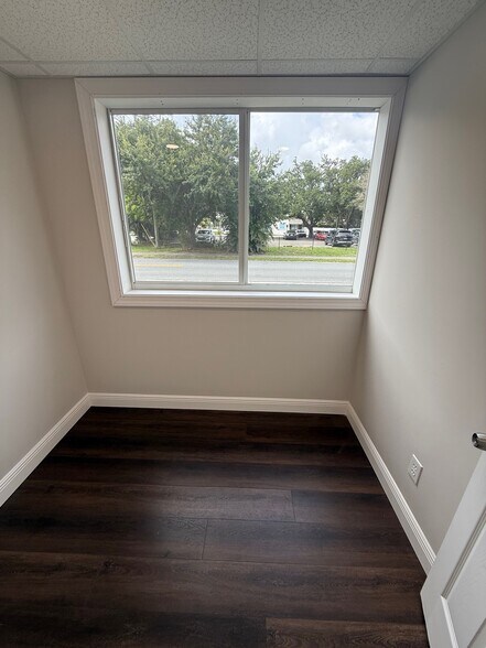 More Photos Of 1320 SE Palm Beach Rd, Stuart Medical For Sale