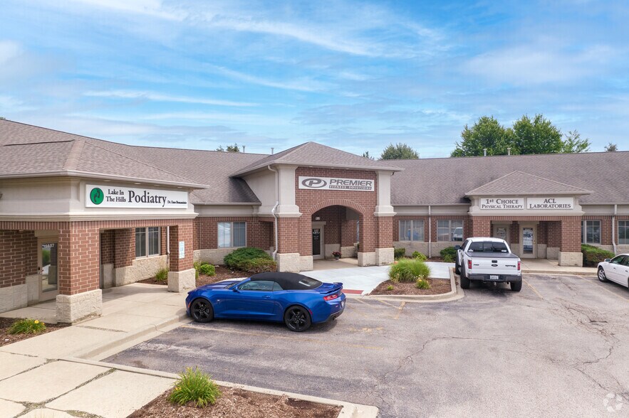 More Photos Of 1437-1457 Merchant Dr, Algonquin Medical For Sale