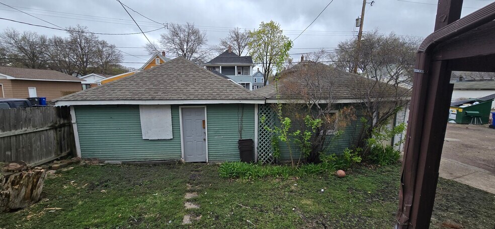 More Photos Of 893-895 Randolph Ave, Saint Paul Apartments For Sale