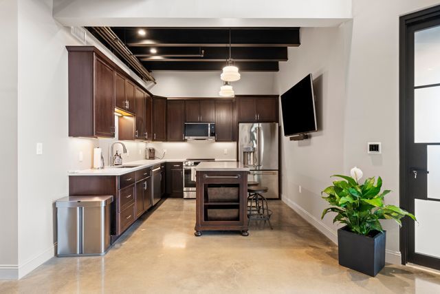 More Photos Of 2 Ricketts Pond Dr, Carver Light Distribution For Lease