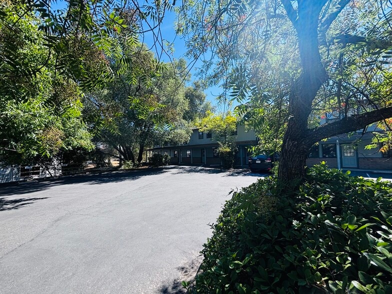More Photos Of 571 Stanislaus Ave, Angels Camp Office For Sale