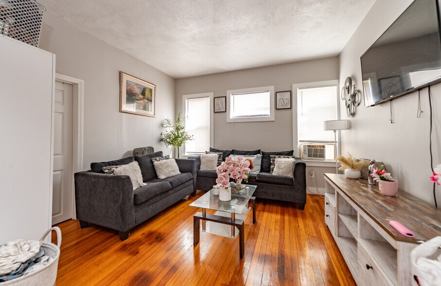 More Photos Of 140 Callender St, Boston Apartments For Sale
