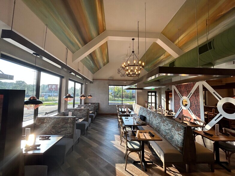 More Photos Of 452 Route 22 W, White House Station Restaurant For Sale