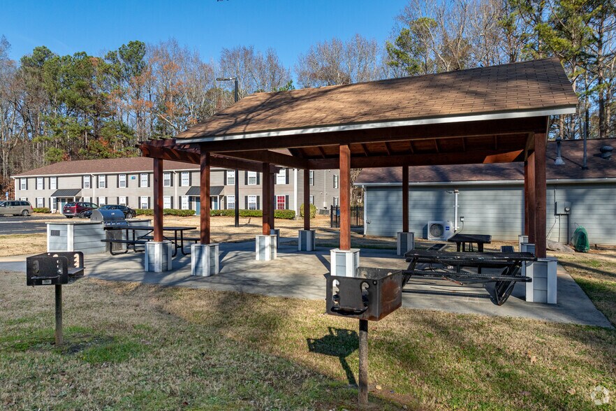 More Photos Of 4375 Cascade Rd, Atlanta Apartments For Sale