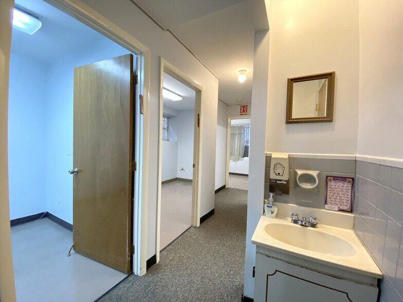 More Photos Of 238 Rodney St, Brooklyn Daycare Center For Lease