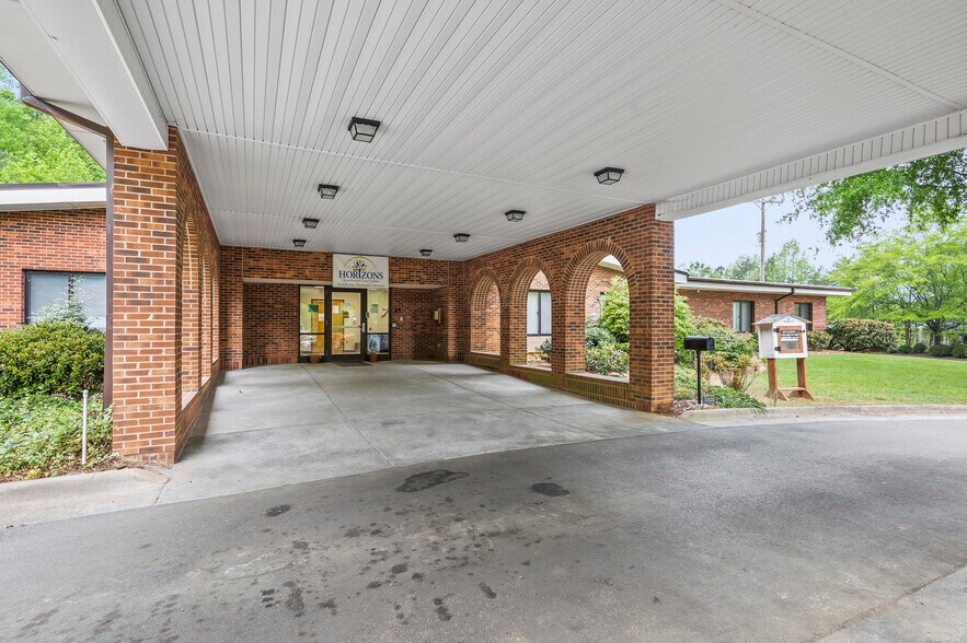 More Photos Of 5900 Bethabara Park Blvd, Winston-Salem Healthcare For Sale