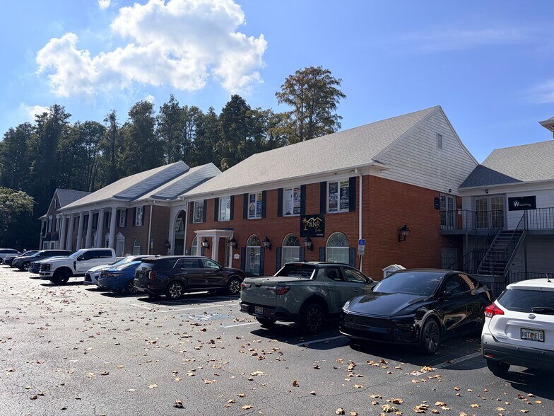 More Photos Of 12000 N Dale Mabry Hwy, Tampa Office For Lease