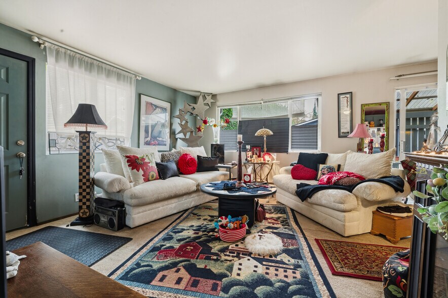 More Photos Of 200 Rainier Blvd N, Issaquah Multifamily For Sale