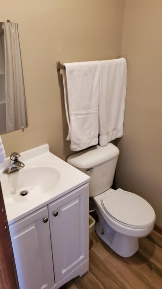 More Photos Of 400 W Victor Ave, Victor Hotel For Sale