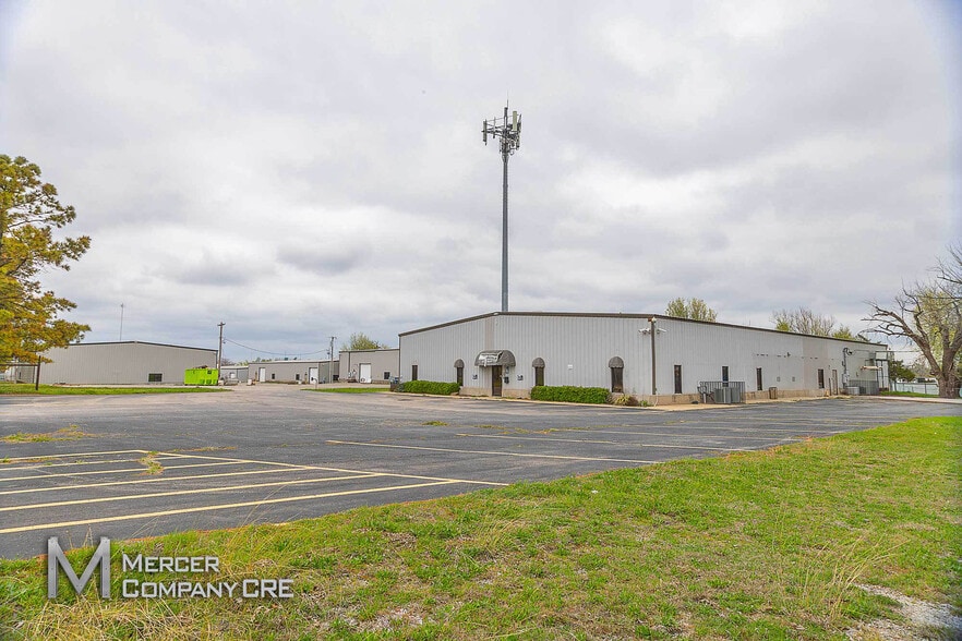 More Photos Of 340 S Eckroat St, Oklahoma City Unknown For Lease