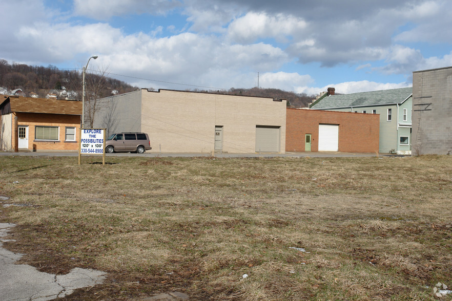 Primary Photo Of W 6th St, East Liverpool Land For Lease