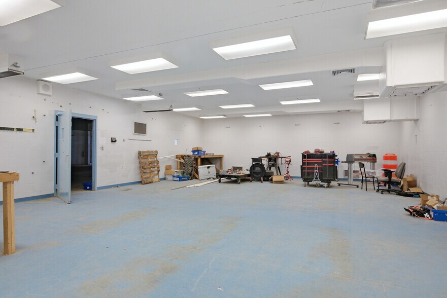 More Photos Of 5190 Dominion Dr, Dublin Warehouse For Sale