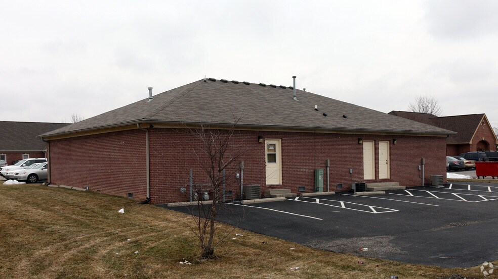 More Photos Of 8345 Little Eagle Ct, Indianapolis Office For Lease