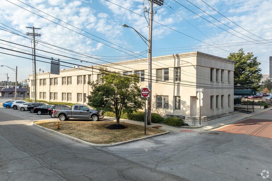 More Photos Of 720 E Broad St, Columbus Office For Sale