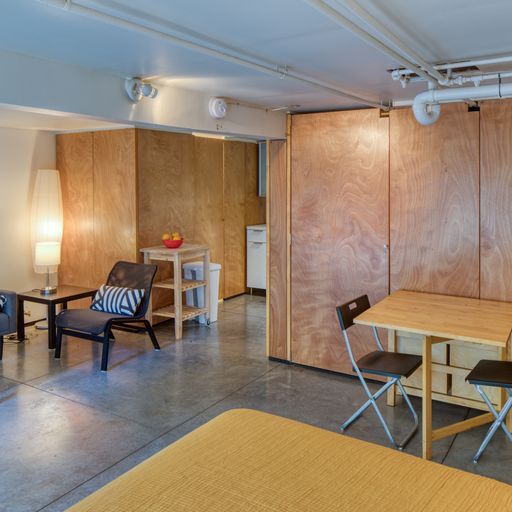 More Photos Of 221 E 56th St, Savannah Apartments For Sale