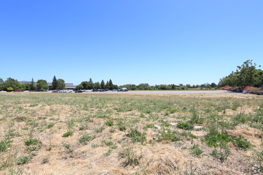 Primary Photo Of 2122 Northpoint Pky, Santa Rosa Land For Sale