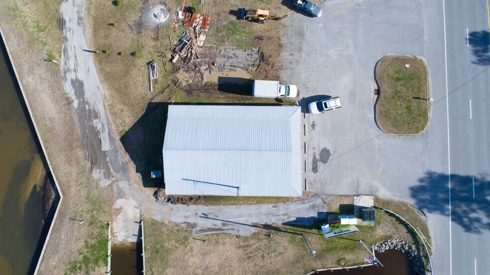 More Photos Of 3581 Caratoke Hwy, Maple Land For Sale