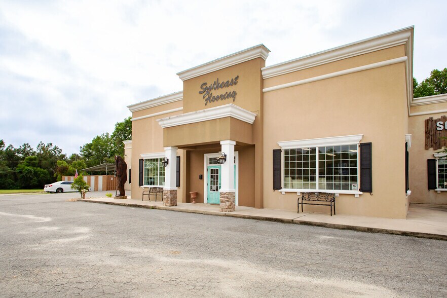 More Photos Of 3005 US Highway 84, Blackshear Storefront For Lease