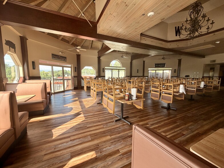More Photos Of 200-208 W Fleming Dr, Morganton Unknown For Lease