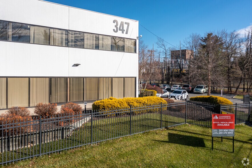 More Photos Of 347 Mount Pleasant Ave, West Orange Medical For Lease