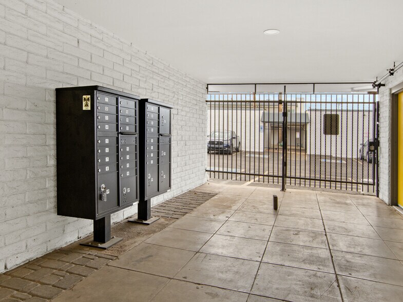 More Photos Of 3625 N 16th St, Phoenix Apartments For Sale