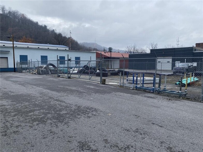 More Photos Of 520 Horner St, Johnstown Warehouse For Sale
