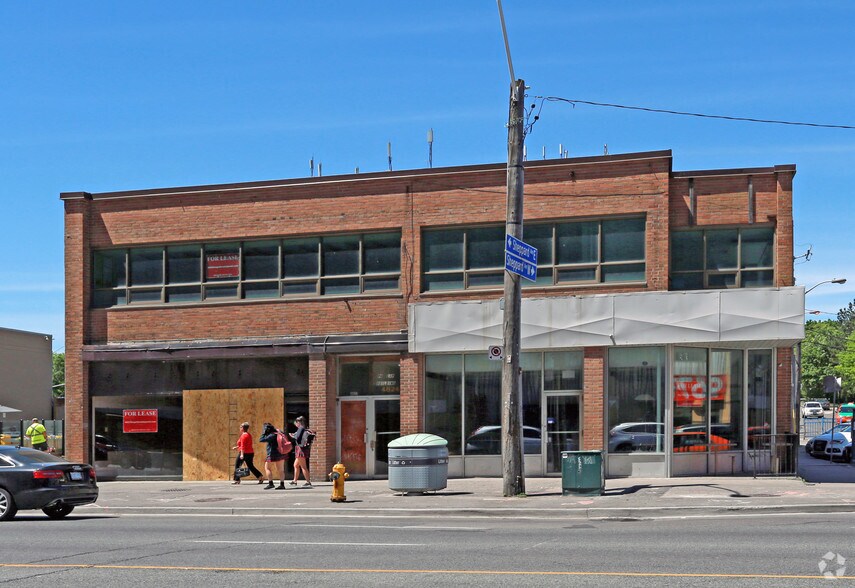 More Photos Of 4822-4828 Yonge St, Toronto Storefront For Lease