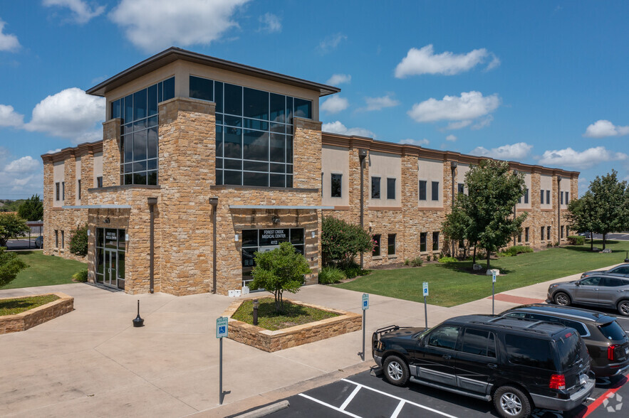 Primary Photo Of 4112 Links Ln, Round Rock Medical For Lease