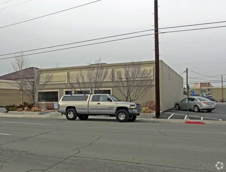 More Photos Of 845 E 2nd St, Reno Flex For Lease