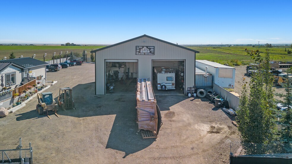 More Photos Of 81 Barstow St, Carseland Auto Repair For Sale