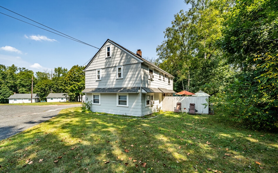 More Photos Of 530 Gravel Pike, Collegeville Apartments For Sale